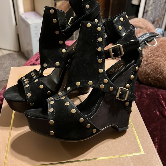 COPY - Auth Ash lovely studded suede leather wedge sandals 6.5 sz 37 - Picture 3 of 9